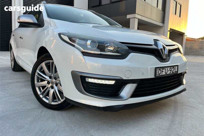 White 2016 Renault Megane Wagon GT-Line