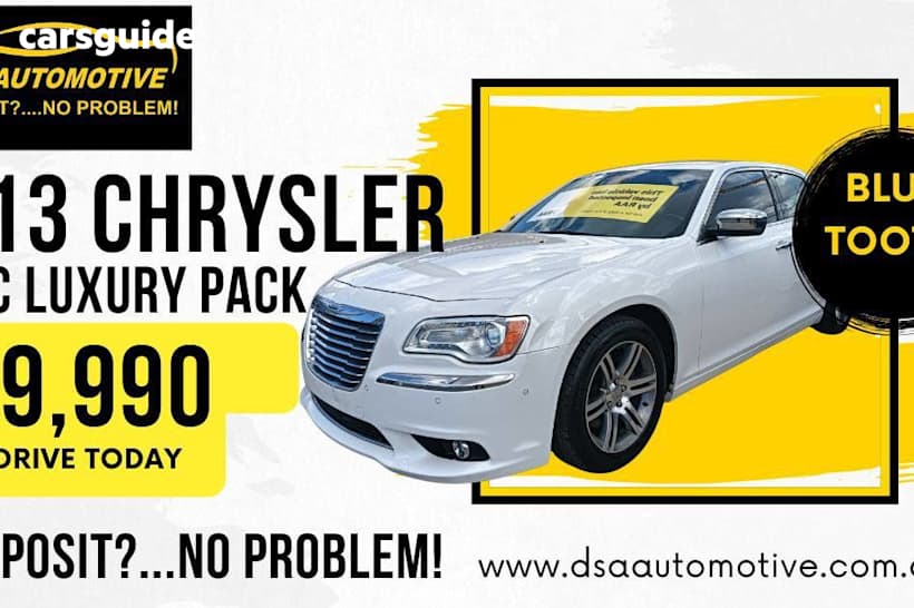 White 2012 Chrysler 300 Sedan C Luxury