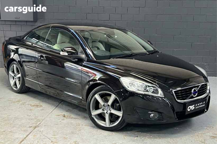 Black 2010 Volvo C70 Convertible T5