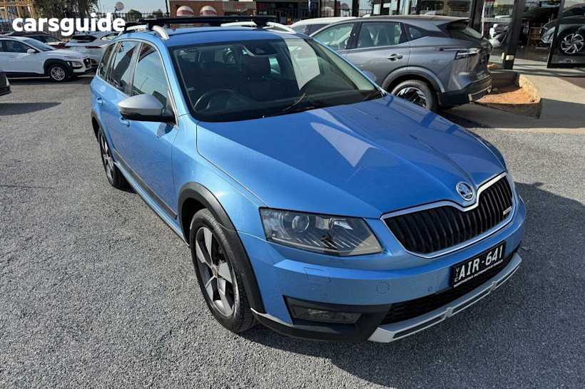 Blue 2015 Skoda Octavia Wagon Scout 135 TDI 4X4