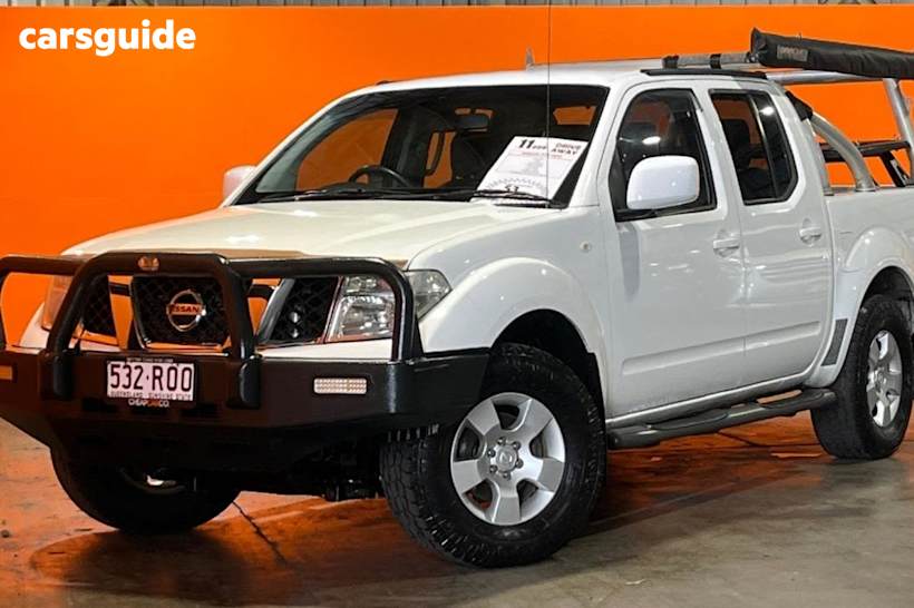 White 2011 Nissan Navara Dual Cab Pick-up ST (4X4)