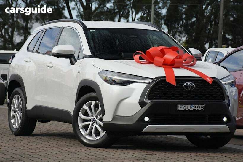 White 2024 Toyota Corolla Cross Wagon GXL 2WD Hybrid