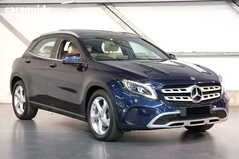 Blue 2017 Mercedes-Benz GLA220 Wagon D
