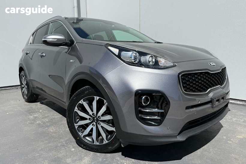 Silver 2017 Kia Sportage Wagon SLI (awd)