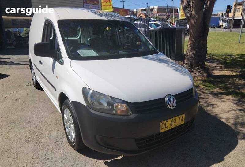 White 2011 Volkswagen Caddy Van TSI160