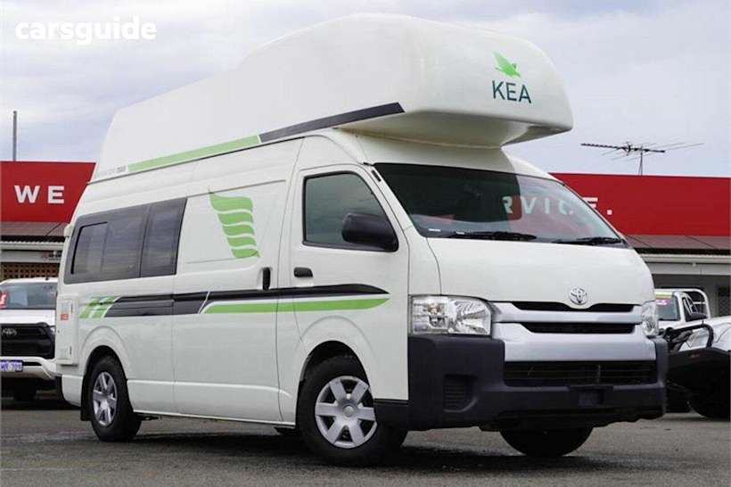 White 2018 Toyota Hiace Van Slwb
