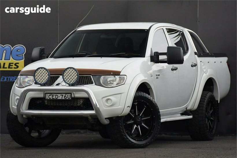 White 2012 Mitsubishi Triton Ute Tray GL-R Double Cab