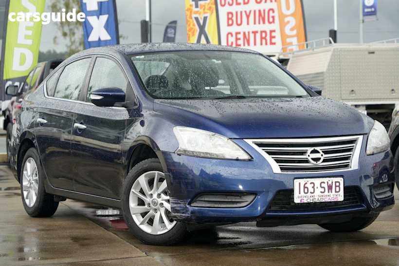 Blue 2013 Nissan Pulsar Sedan ST