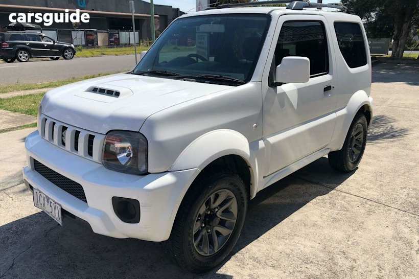 White 2014 Suzuki Jimny Wagon