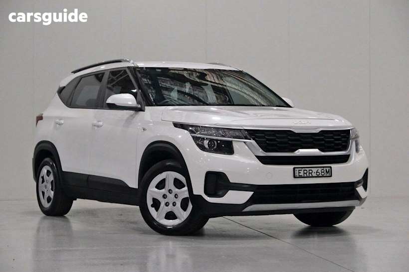 White 2021 Kia Seltos Wagon S (fwd)