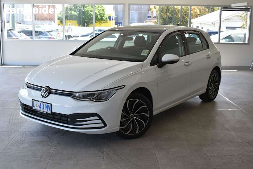 White 2023 Volkswagen Golf Hatch 110TSI Life