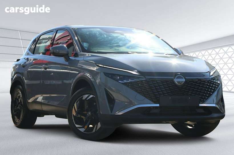 Grey 2025 Nissan Qashqai Wagon ST-L