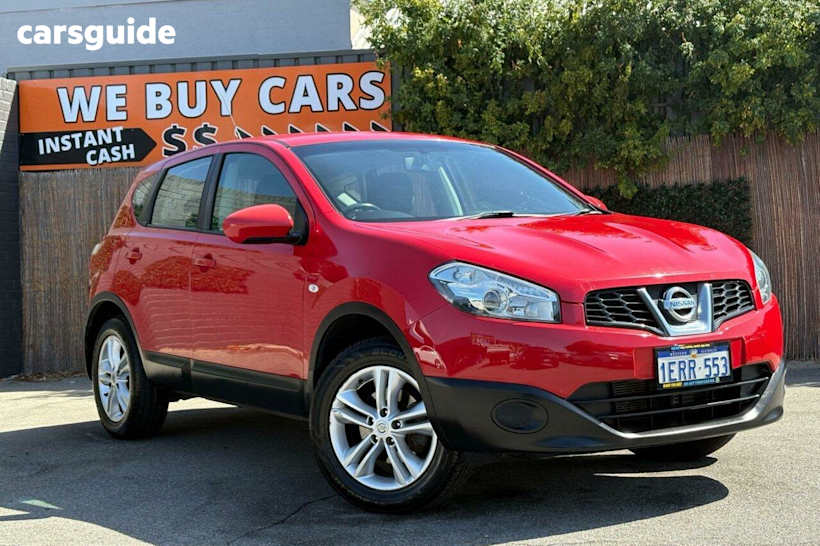 Red 2013 Nissan Dualis Wagon ST (4X2)