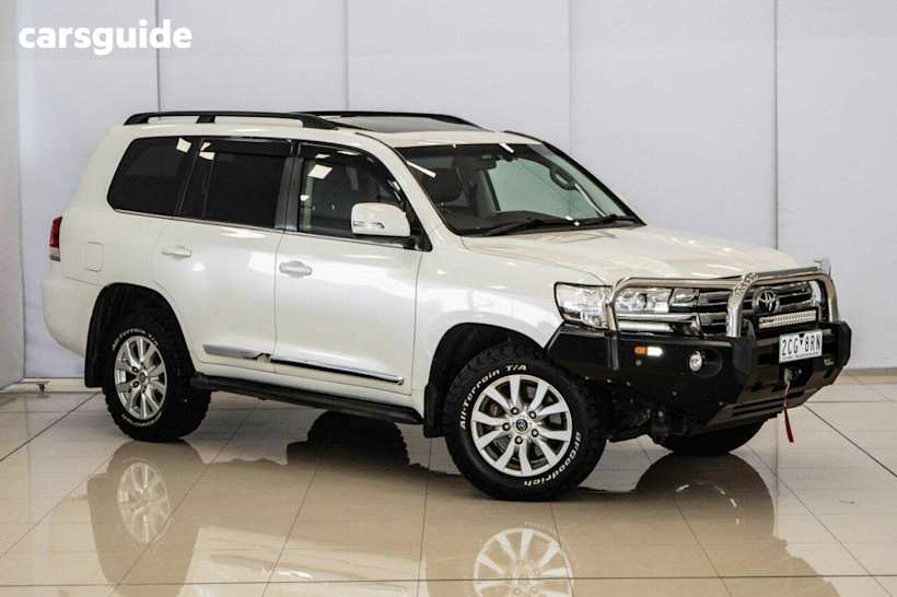 White 2016 Toyota Landcruiser Wagon VX (4X4)