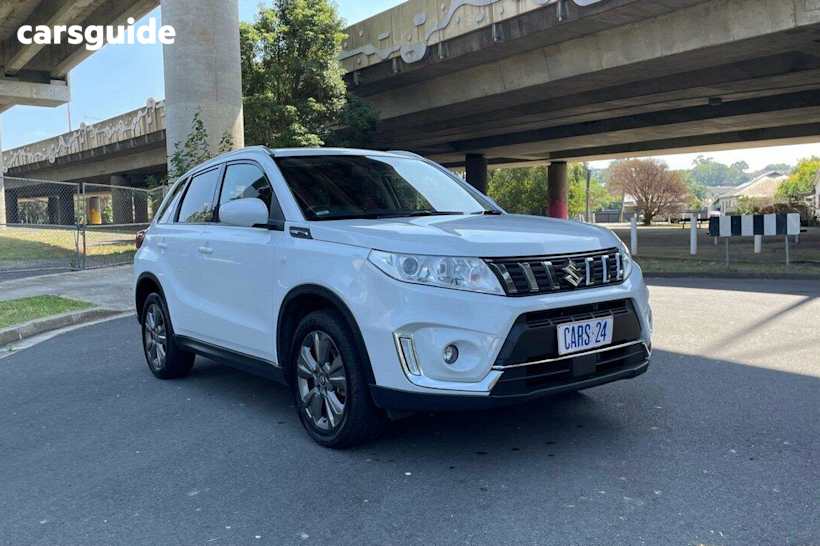 White 2022 Suzuki Vitara Wagon 1.6L
