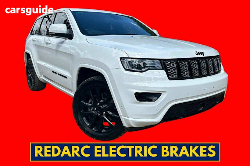 White 2021 Jeep Grand Cherokee Wagon Night Eagle (4X4)