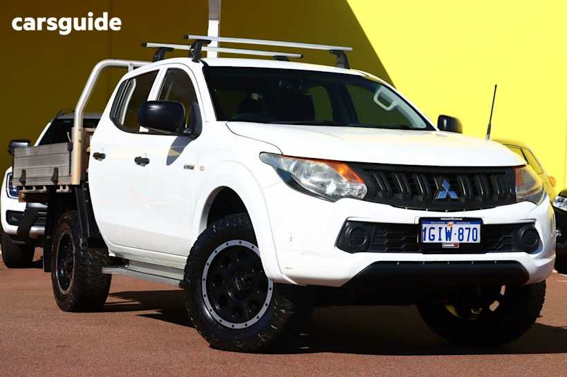 White 2017 Mitsubishi Triton Dual Cab Utility GLX (4X4)