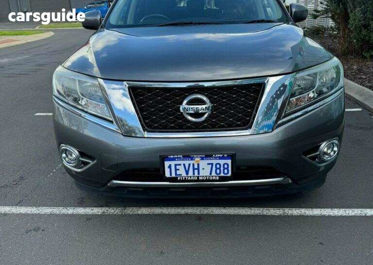 Grey 2015 Nissan Pathfinder Wagon ST (4X2)