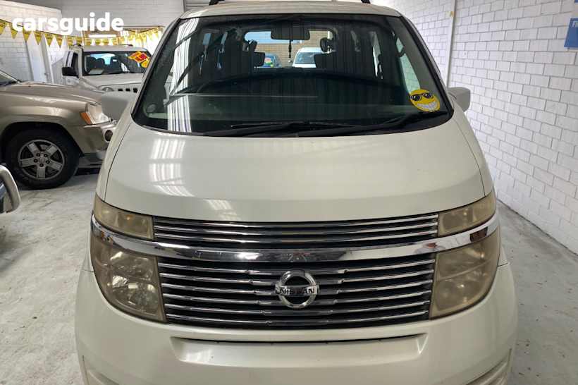 2004 Nissan Elgrand Commercial -