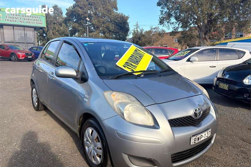 Silver 2010 Toyota Yaris Hatchback YR