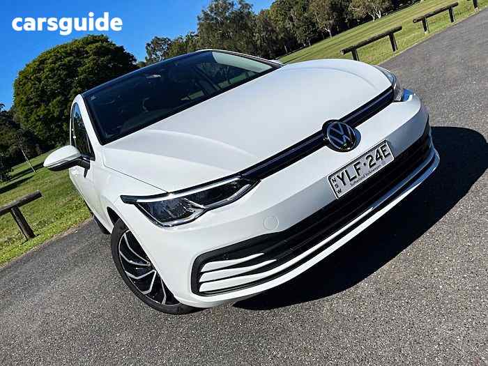 White 2022 Volkswagen Golf Hatchback 110Tsi Life