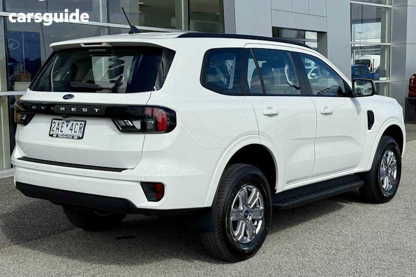 White 2024 Ford Everest Wagon Ambiente (rwd)