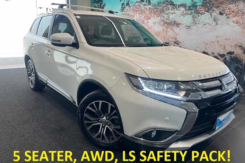White 2017 Mitsubishi Outlander Wagon LS Safety Pack (4X4) 5 Seats