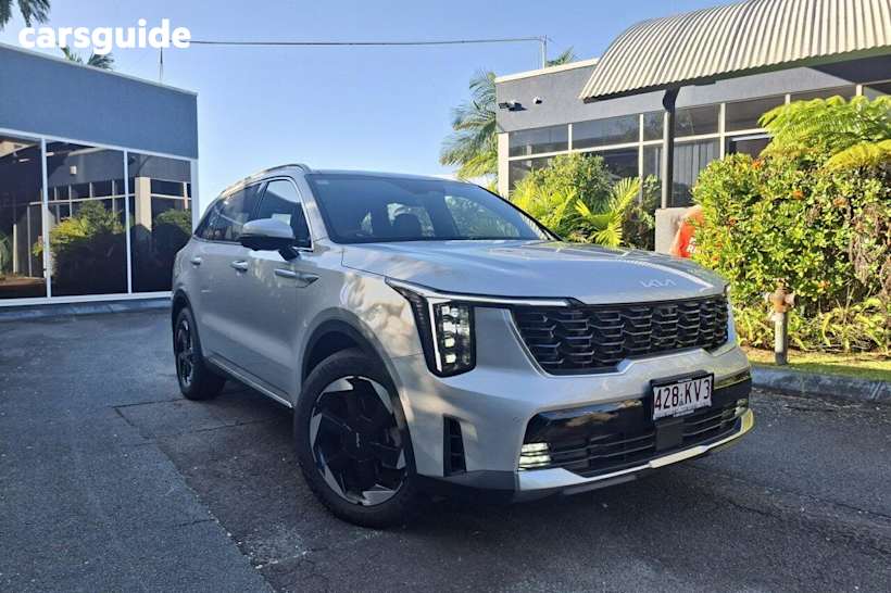 Silver 2024 Kia Sorento Wagon GT-Line HEV AWD