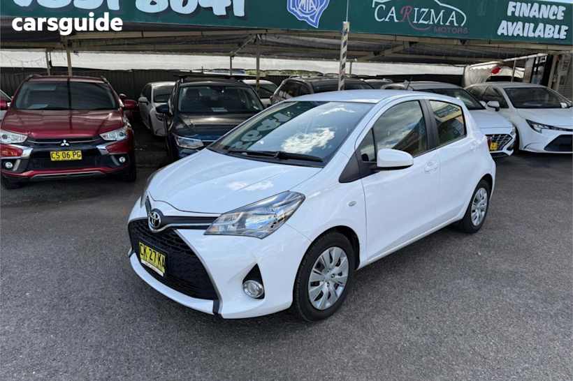 White 2016 Toyota Yaris Hatchback SX