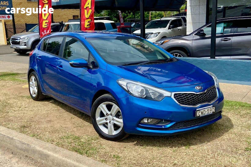 Blue 2014 Kia Cerato Hatchback S