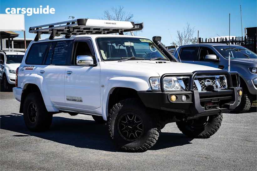 White 2011 Nissan Patrol Wagon DX (4X4)