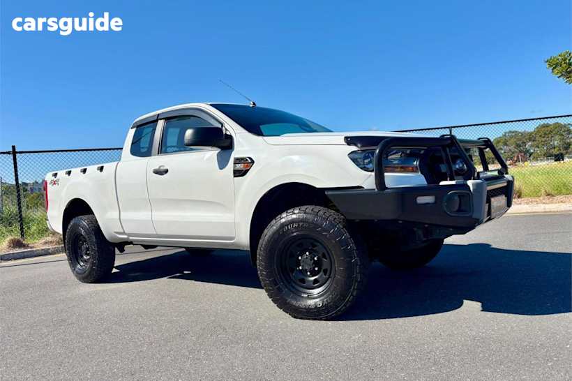 White 2016 Ford Ranger Crew Cab Utility XL 3.2 (4X4)