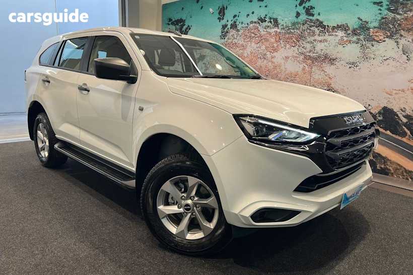 White 2024 Isuzu MU-X Wagon LS-M (4X4)