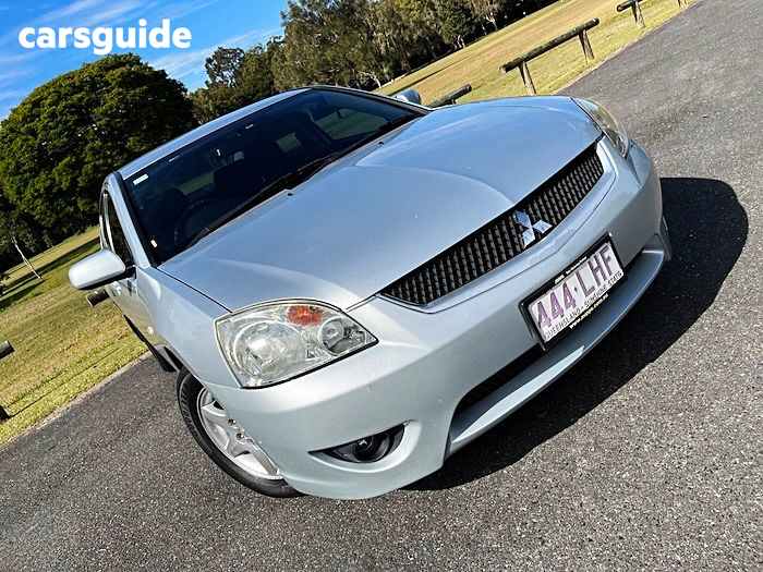 Gold 2007 Mitsubishi 380 Sedan Es