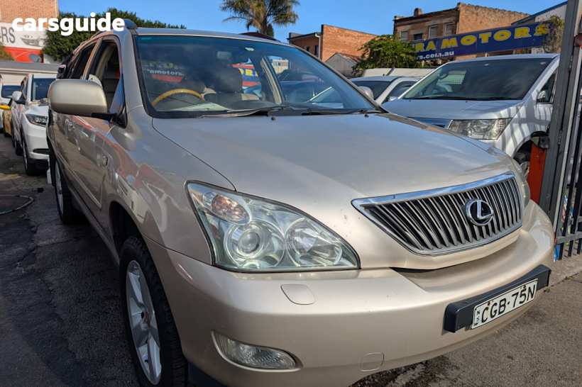 Gold 2005 Lexus RX330 Wagon Sports Luxury