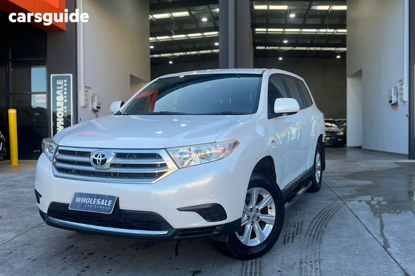 White 2012 Toyota Kluger Wagon KX-R (4X4) 7 Seat