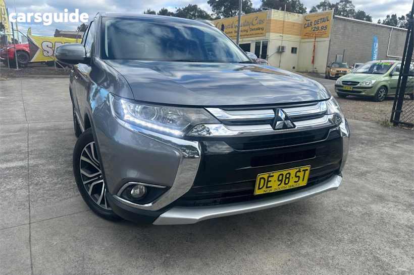 Grey 2017 Mitsubishi Outlander Wagon LS Safety Pack (4X4) 7 Seats