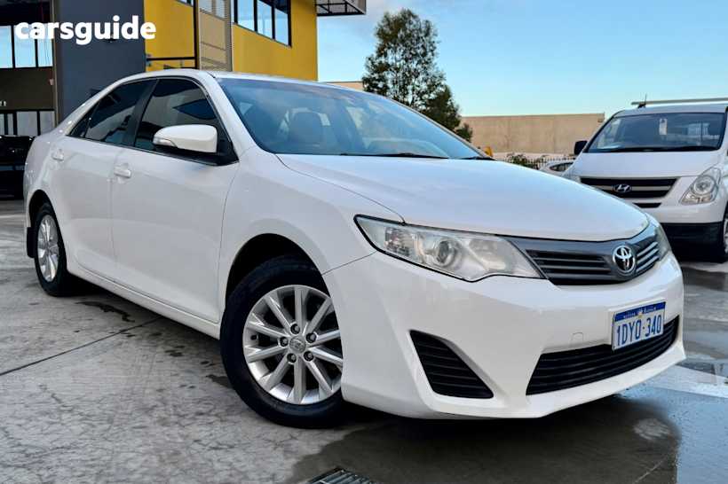 White 2012 Toyota Camry Sedan Altise