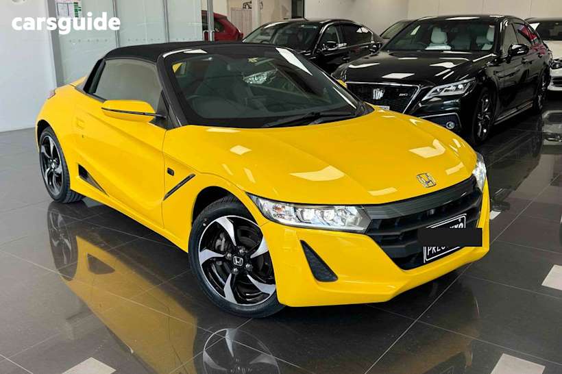 Yellow 2019 Honda s660 Coupe