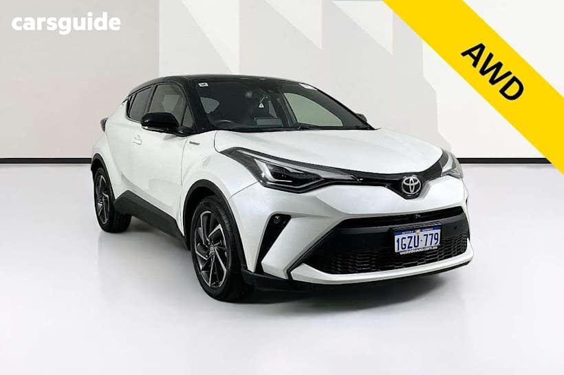 White 2020 Toyota C-HR Hatchback Koba (awd) TWO Tone