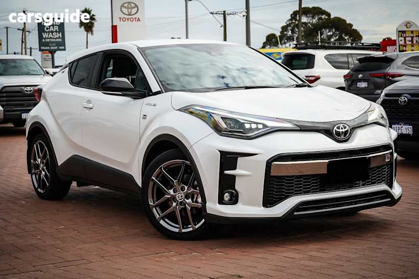 White 2023 Toyota C-HR Wagon GR-S (2WD) Hybrid
