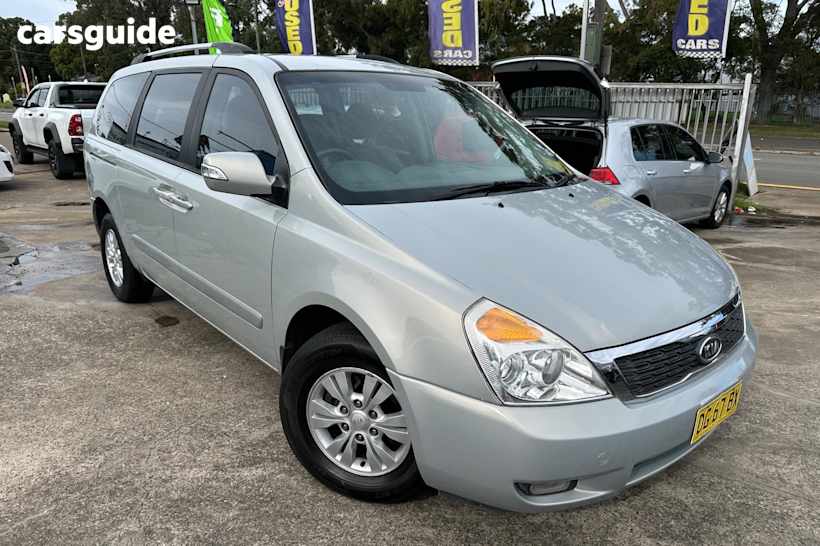 Silver 2012 Kia Grand Carnival Wagon Si VQ MY12