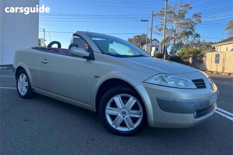 Silver 2004 Renault Megane Cabriolet Dynamique