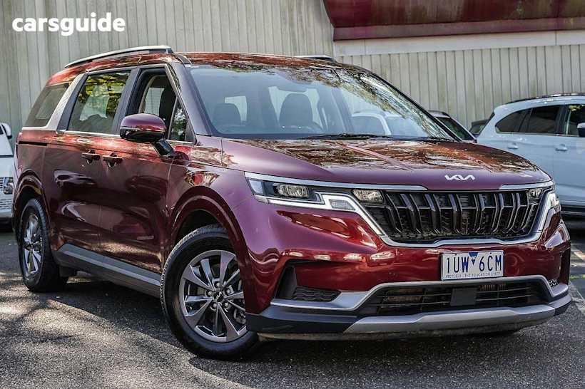 Red 2022 Kia Carnival Wagon S