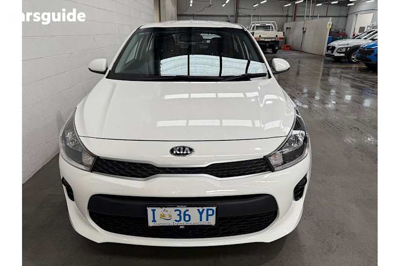White 2020 Kia RIO Hatchback S