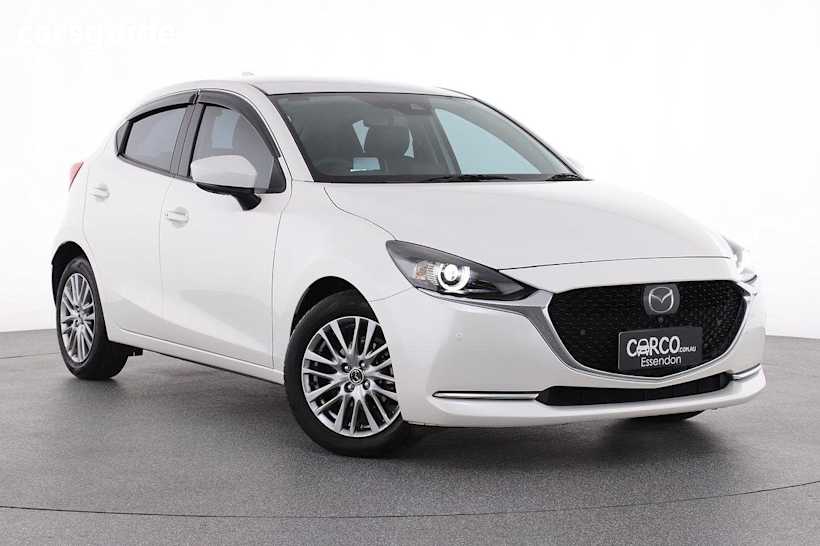 White 2023 Mazda 2 Sedan G15 GT