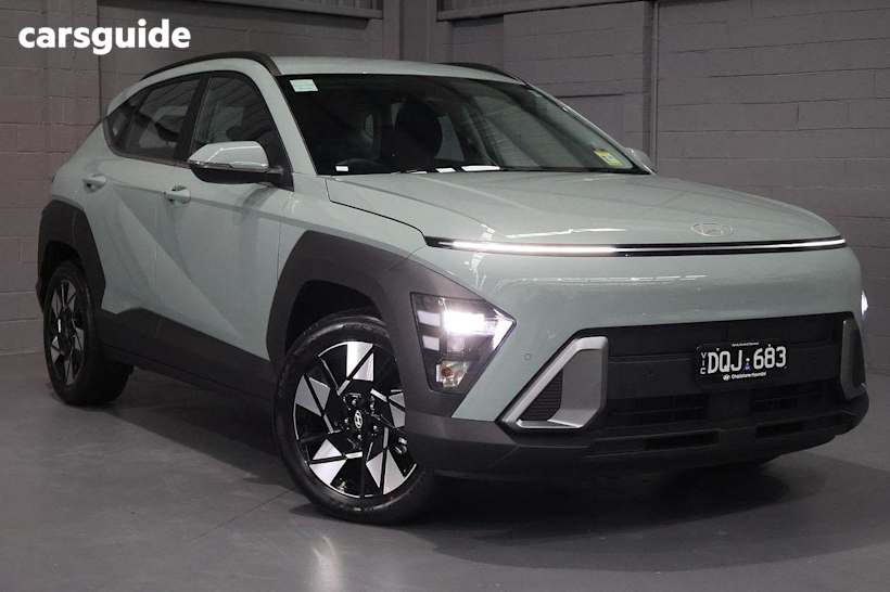 Green 2025 Hyundai Kona SUV HYBRID F