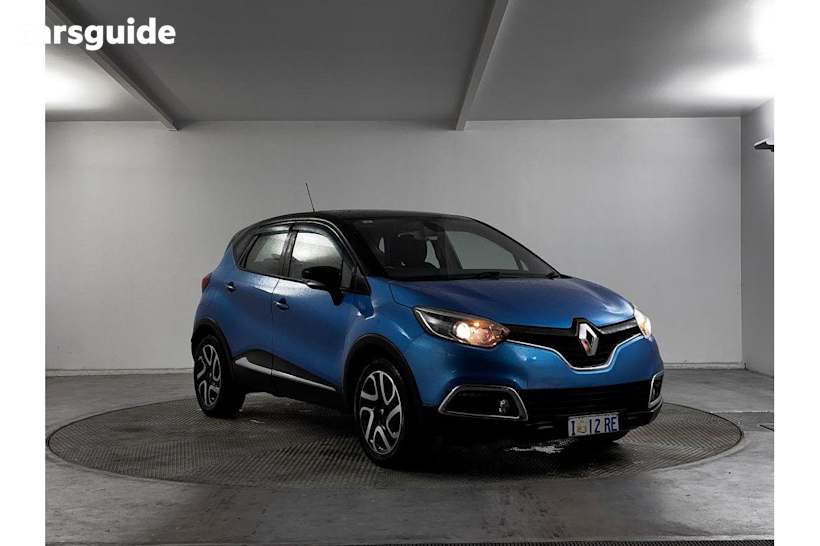 Blue 2015 Renault Captur Wagon Expression