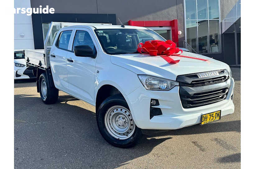 White 2022 Isuzu D-MAX Crew Cab Utility Sx (4X4)