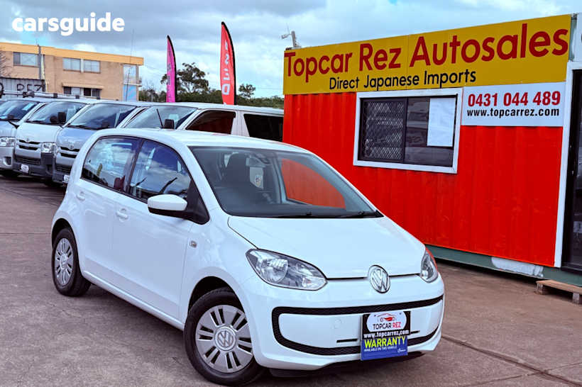 White 2013 Volkswagen UP! Hatchback
